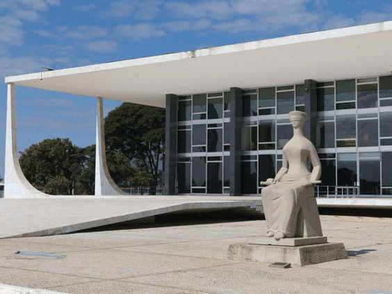 Tribunais Superiores